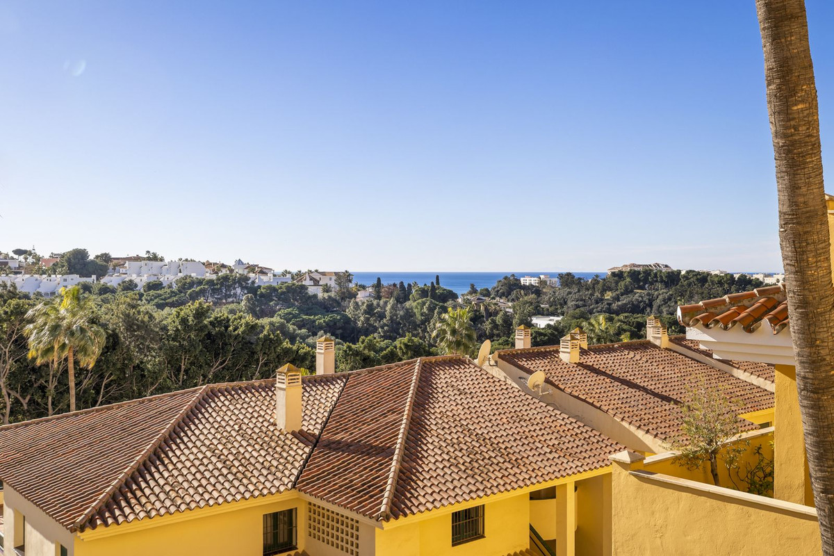Se vende Apartamento Planta Media de 2 dormitorios en Costa Del Sol, Málaga, España