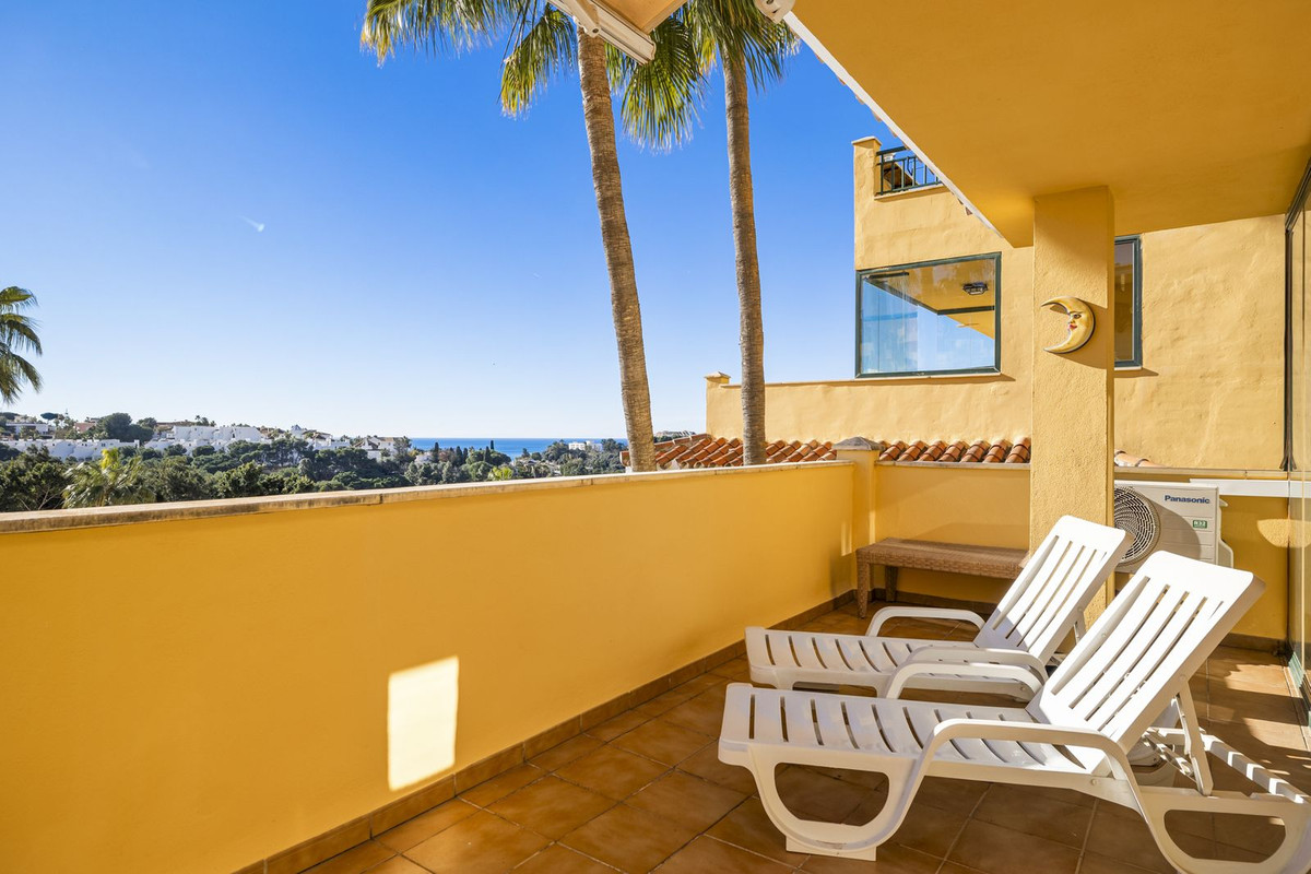 Se vende Apartamento Planta Media de 2 dormitorios en Costa Del Sol, Málaga, España