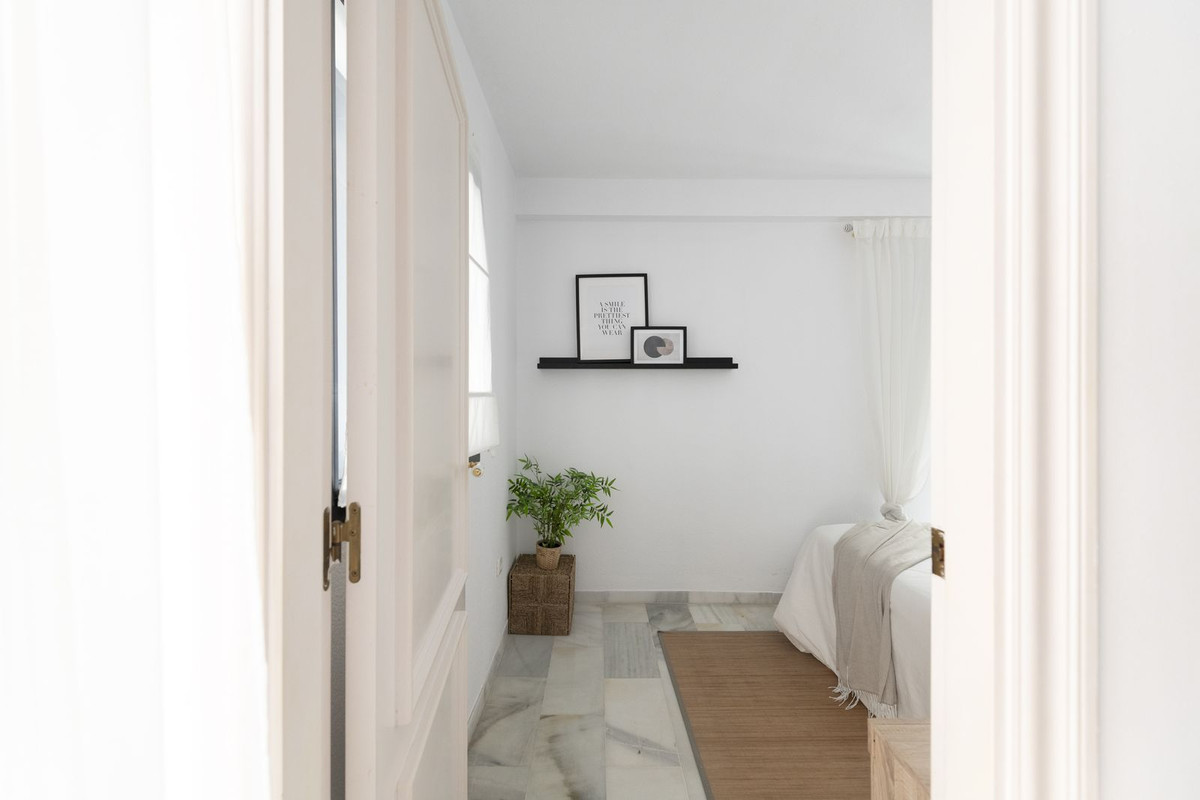 2 Bed Apartment for sale in Puerto Banús Costa Del Sol, Málaga, Spain