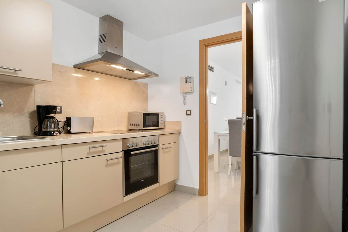 2 Bed Apartment for sale in Estepona Costa Del Sol, Málaga, Spain