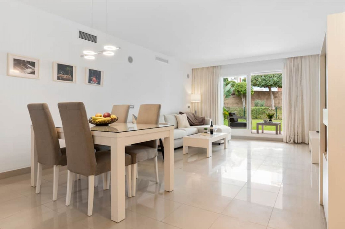 2 Bed Apartment for sale in Estepona Costa Del Sol, Málaga, Spain