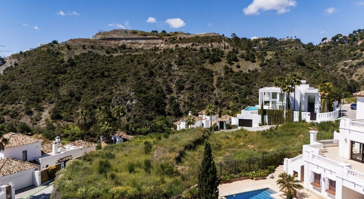 Plots for sale in Benahavís Costa Del Sol, Málaga, Spain