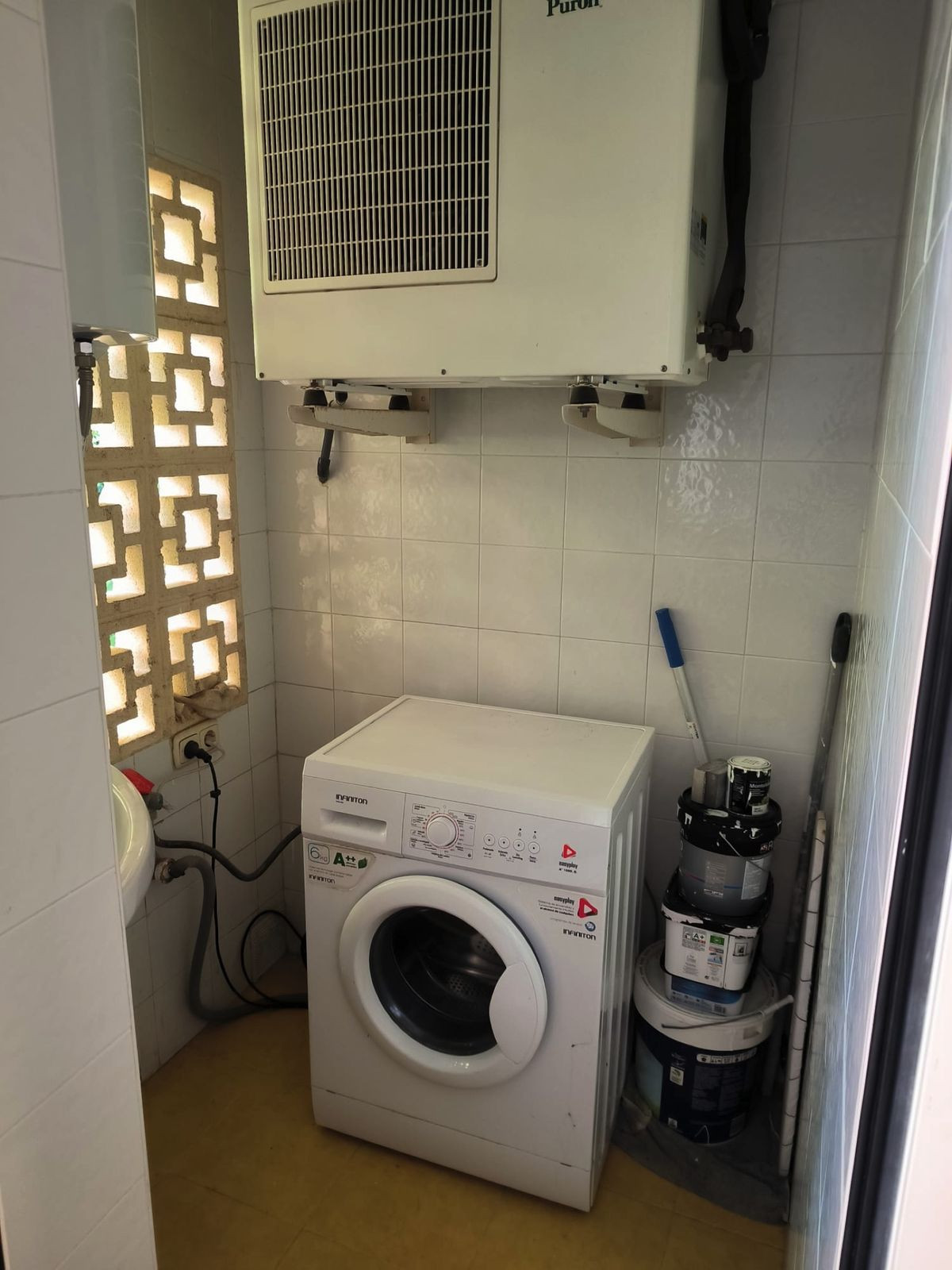 Se vende Apartamento Planta Media de 2 dormitorios en Costa Del Sol, Málaga, España