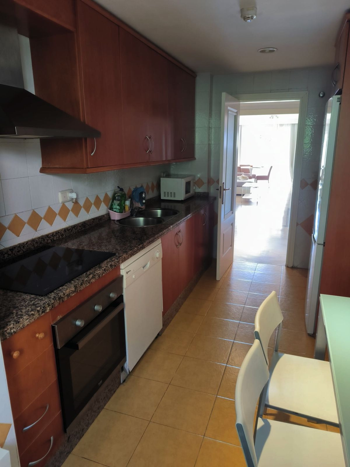 Se vende Apartamento Planta Media de 2 dormitorios en Costa Del Sol, Málaga, España