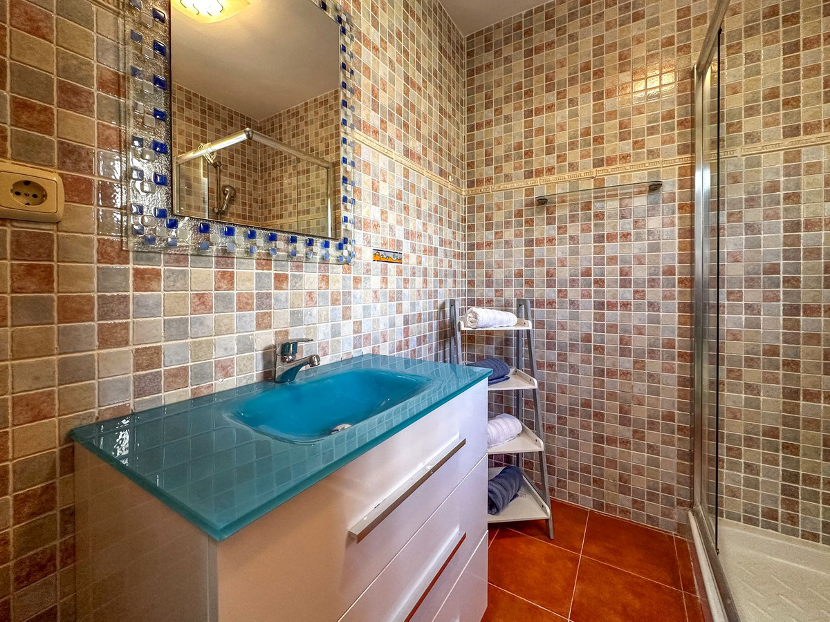Se vende Bungalow de 1 dormitorios en Costa Del Sol, Málaga, España