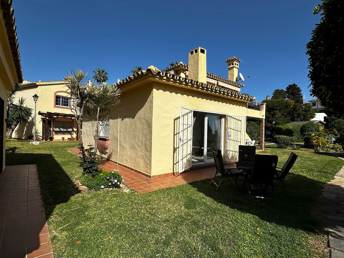 Se vende Bungalow de 1 dormitorios en Costa Del Sol, Málaga, España