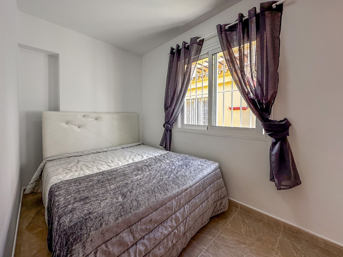 Se vende Bungalow de 1 dormitorios en Costa Del Sol, Málaga, España