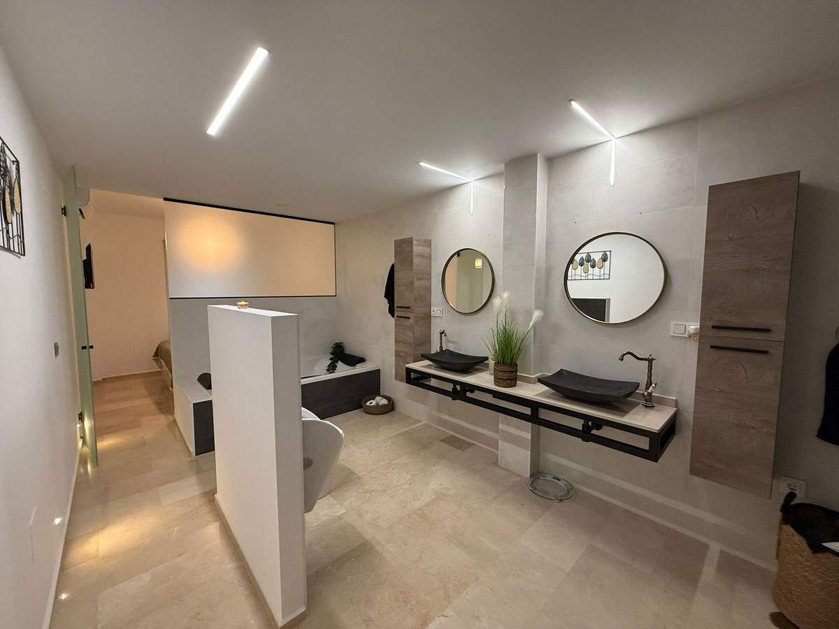 2 Bed Apartment for sale in Riviera Del Sol Costa Del Sol, Málaga, Spain
