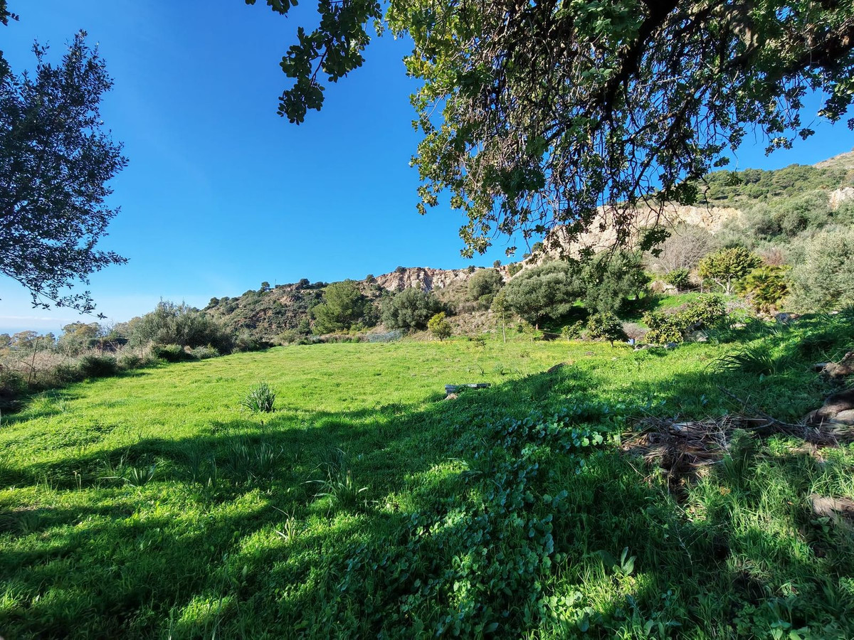 Plots for sale in Marbella Costa Del Sol, Málaga, Spain