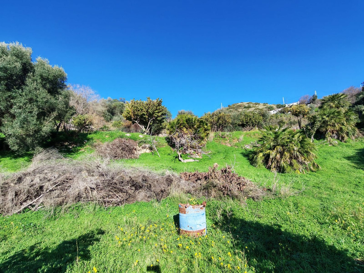 Plots for sale in Marbella Costa Del Sol, Málaga, Spain