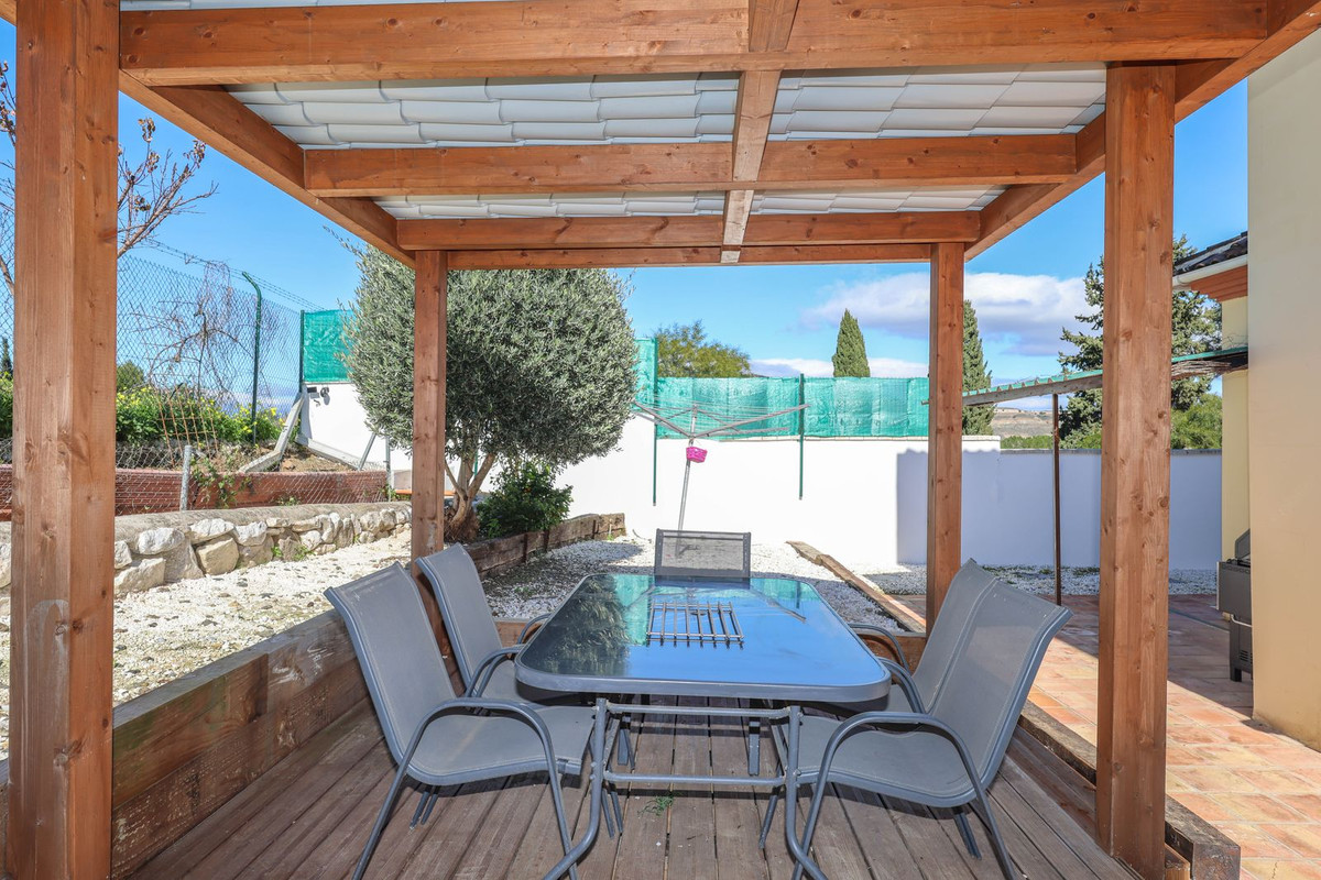 Se vende Villa - Chalet de 3 dormitorios en Costa Del Sol, Málaga, España