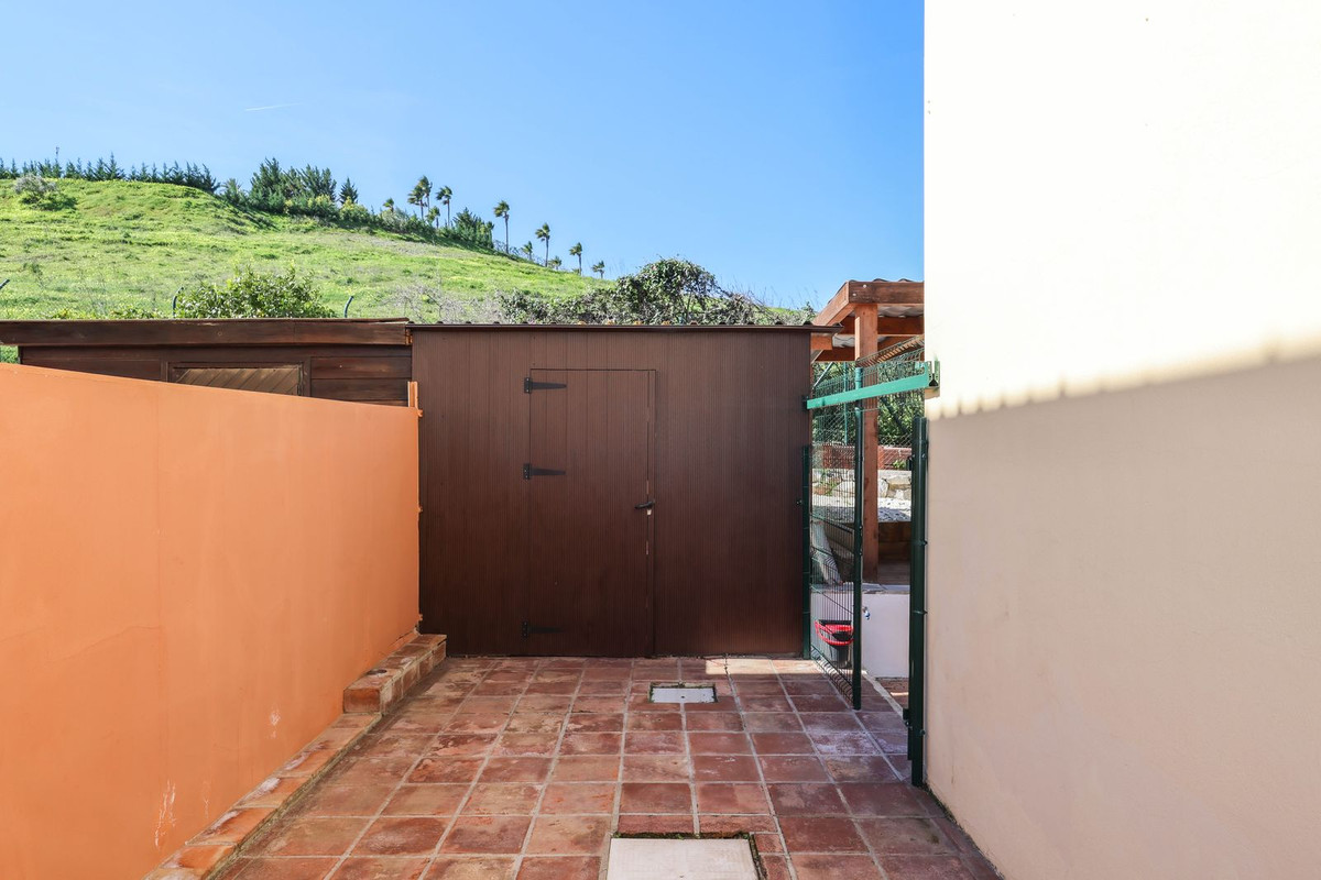 Se vende Villa - Chalet de 3 dormitorios en Costa Del Sol, Málaga, España