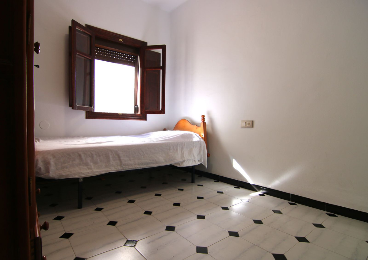 6 Bed Townhouse for sale in Coín Costa Del Sol, Málaga, Spain