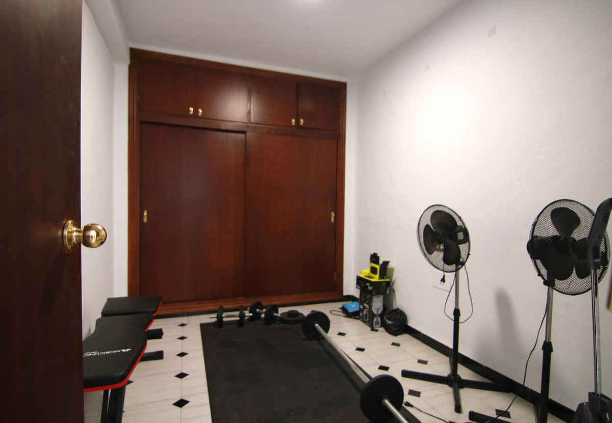 6 Bed Townhouse for sale in Coín Costa Del Sol, Málaga, Spain