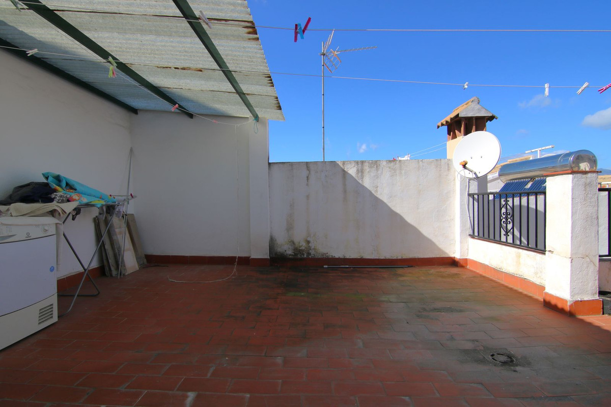 6 Bed Townhouse for sale in Coín Costa Del Sol, Málaga, Spain