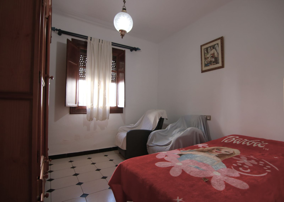 6 Bed Townhouse for sale in Coín Costa Del Sol, Málaga, Spain