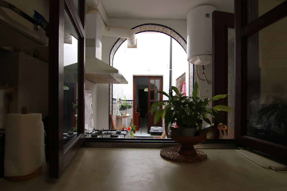 6 Bed Townhouse for sale in Coín Costa Del Sol, Málaga, Spain