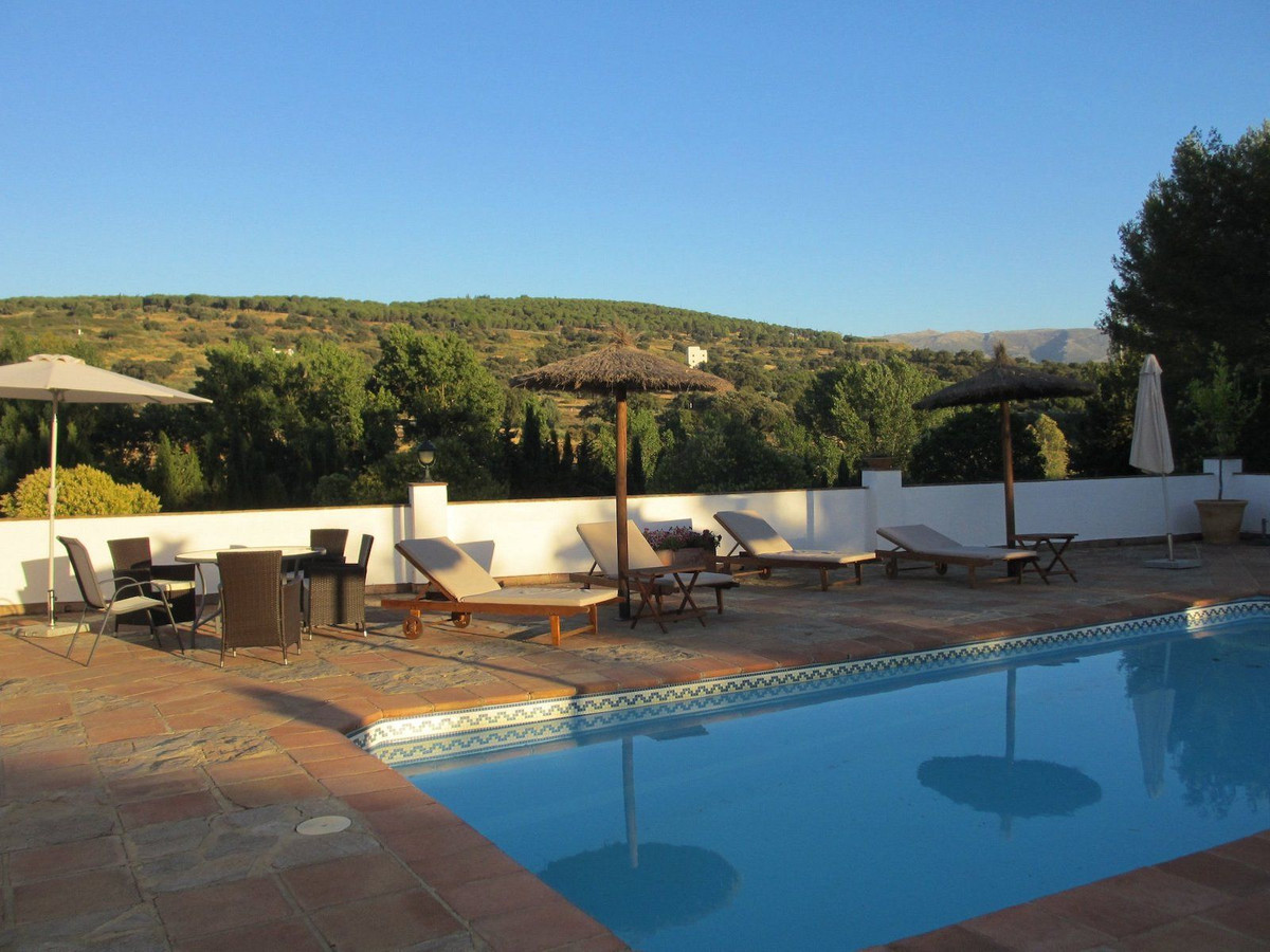 7 Bed Commercial unit for sale in Ronda Costa Del Sol, Málaga, Spain