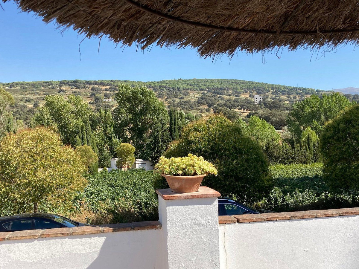 7 Bed Commercial unit for sale in Ronda Costa Del Sol, Málaga, Spain