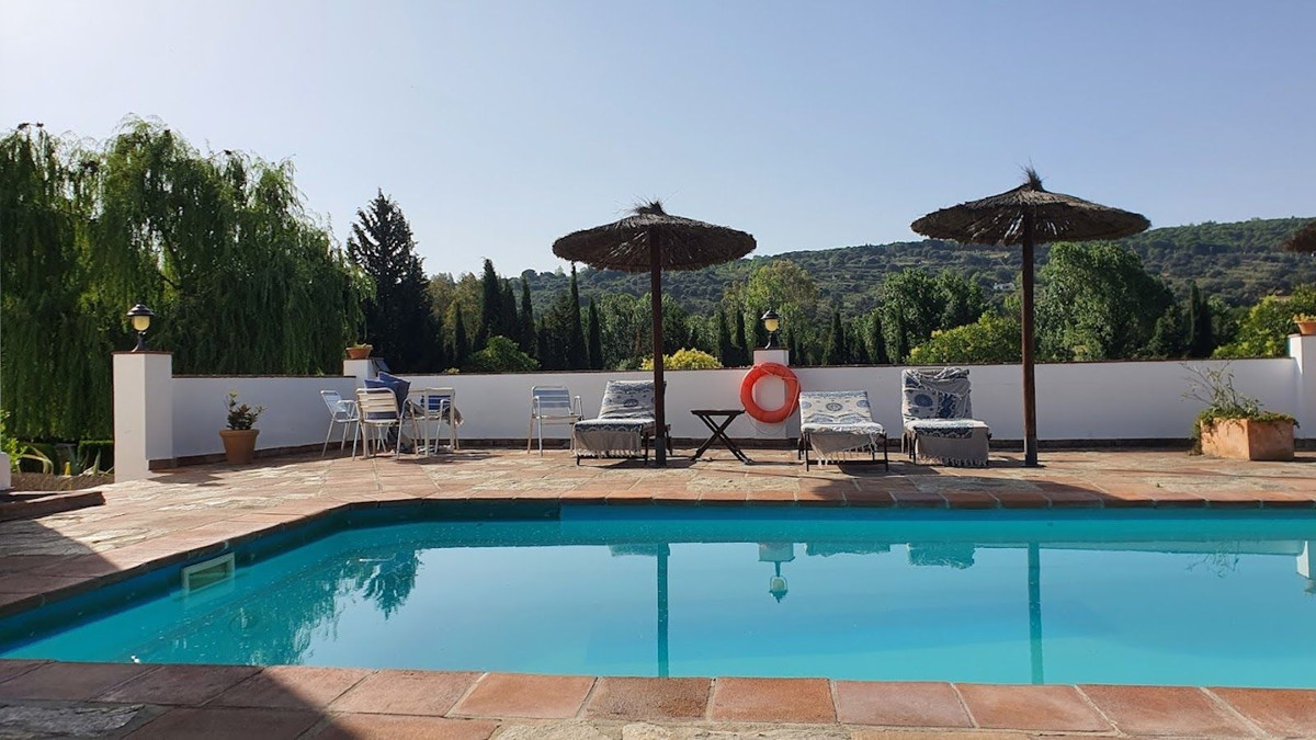 7 Bed Commercial unit for sale in Ronda Costa Del Sol, Málaga, Spain