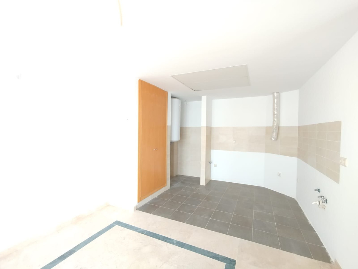 2 Bed Townhouse for sale in Doña Julia Costa Del Sol, Málaga, Spain