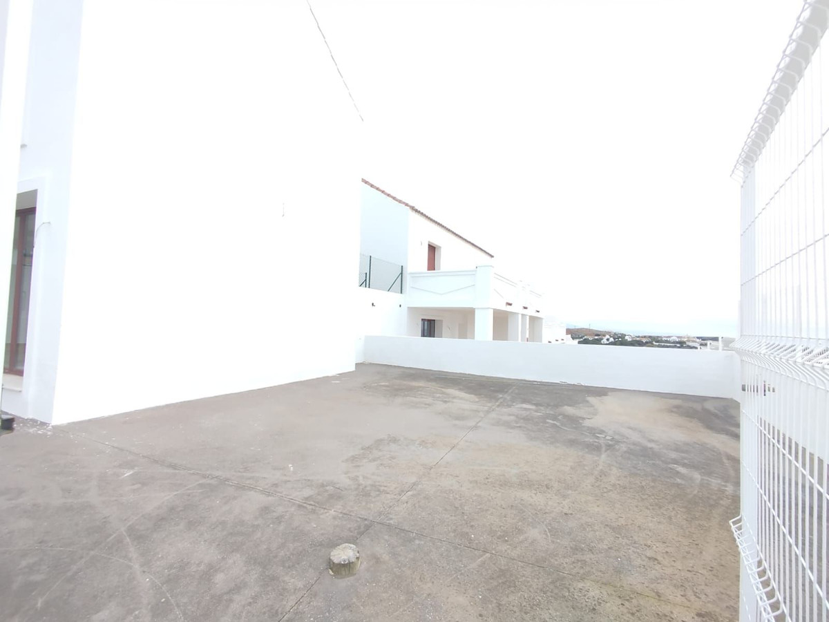 2 Bed Townhouse for sale in Doña Julia Costa Del Sol, Málaga, Spain