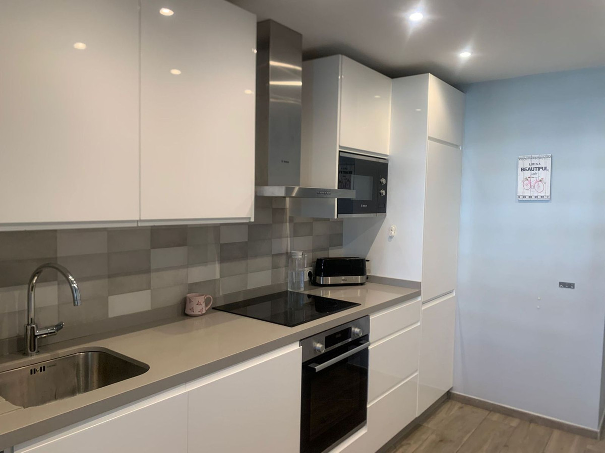 2 Bed Apartment for sale in San Pedro De Alcántara Costa Del Sol, Málaga, Spain