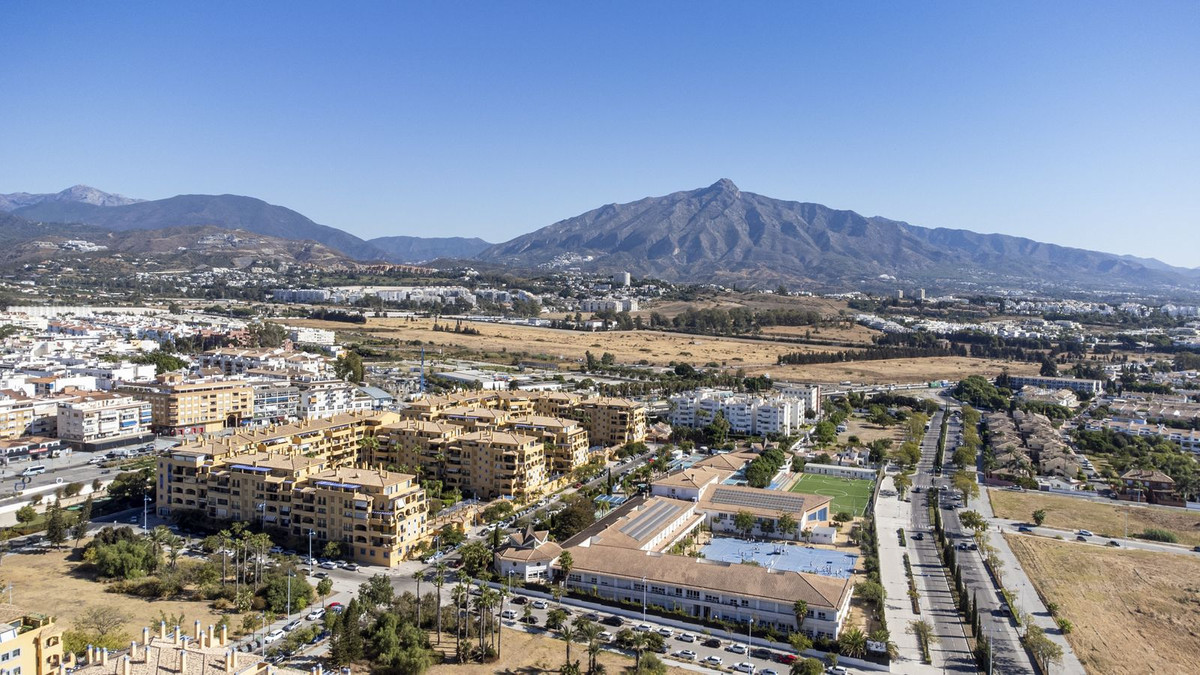 2 Bed Apartment for sale in San Pedro De Alcántara Costa Del Sol, Málaga, Spain