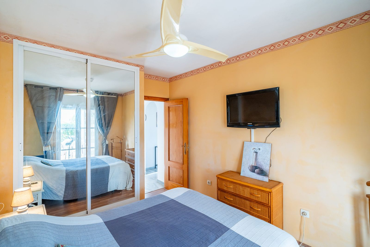 2 Bed Apartment for sale in Mijas Costa Del Sol, Málaga, Spain