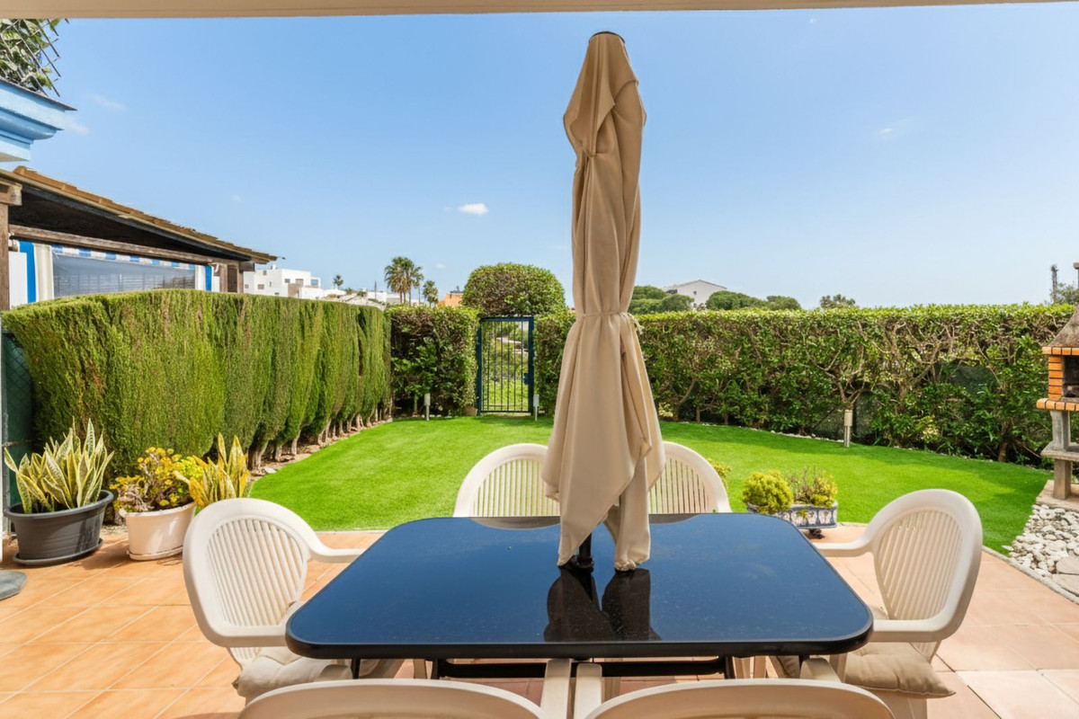 2 Bed Apartment for sale in Mijas Costa Del Sol, Málaga, Spain