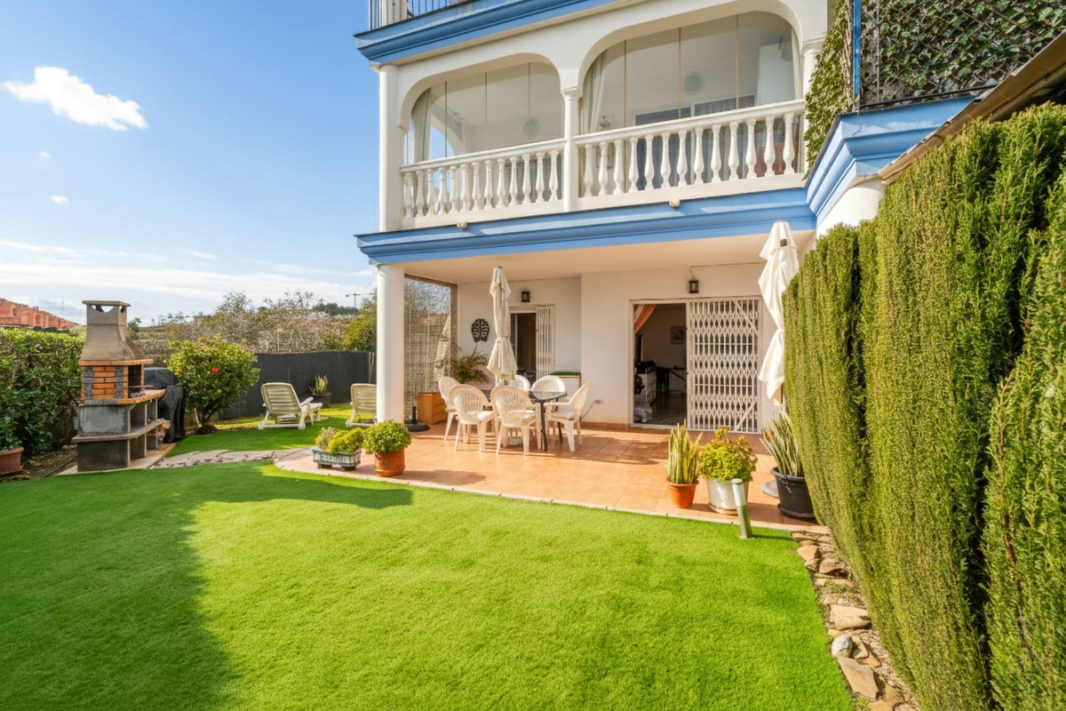 2 Bed Apartment for sale in Mijas Costa Del Sol, Málaga, Spain