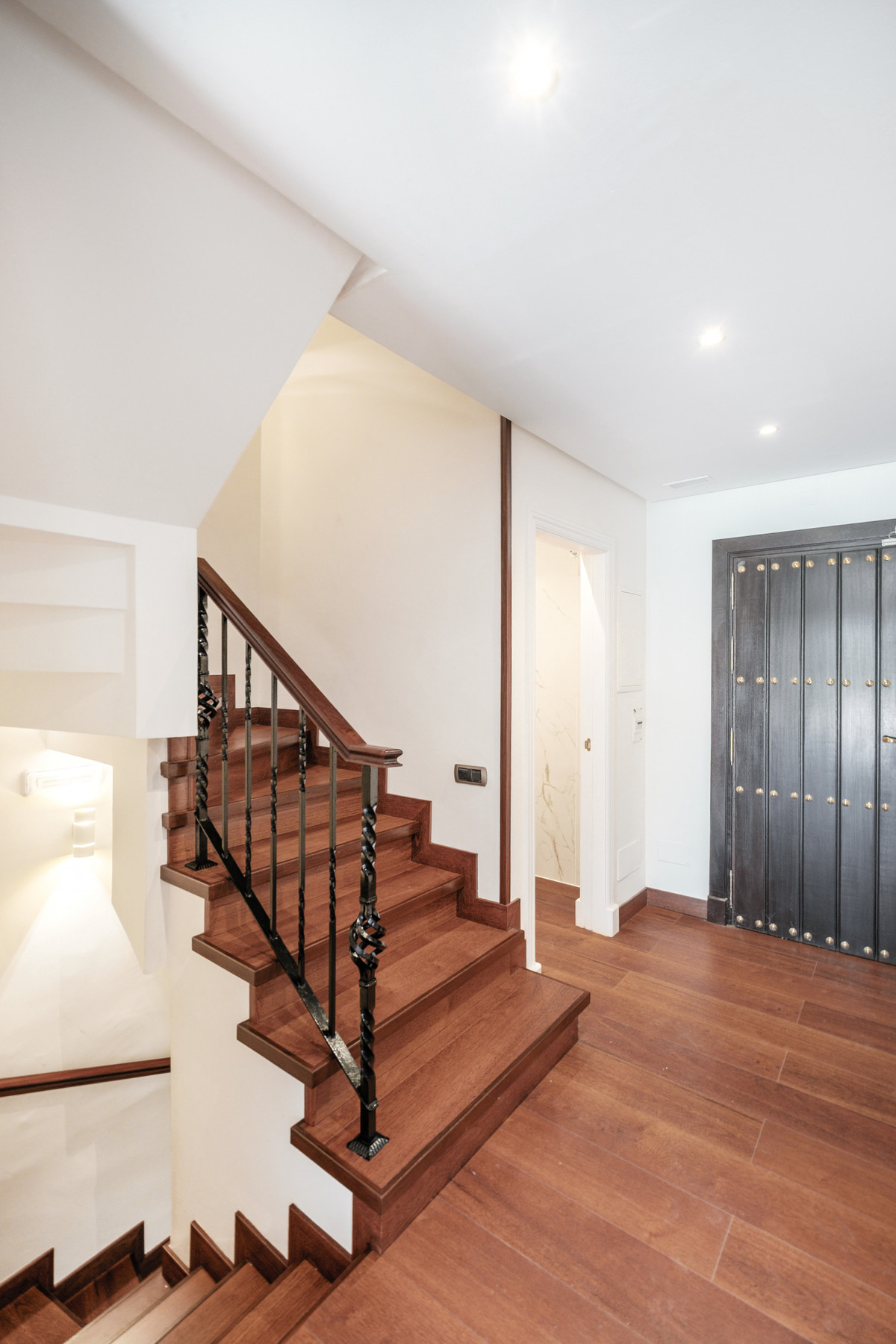 4 Bed Townhouse for sale in The Golden Mile Costa Del Sol, Málaga, Spain