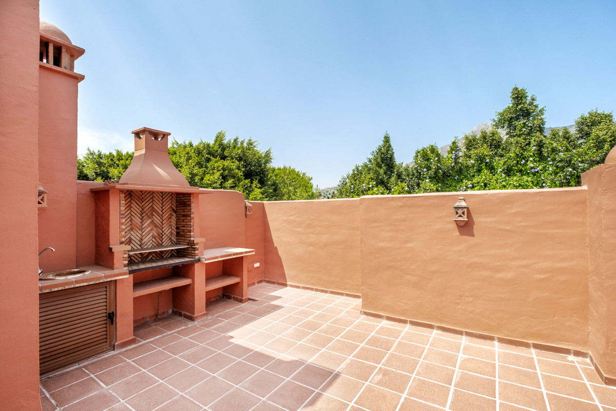 4 Bed Townhouse for sale in The Golden Mile Costa Del Sol, Málaga, Spain