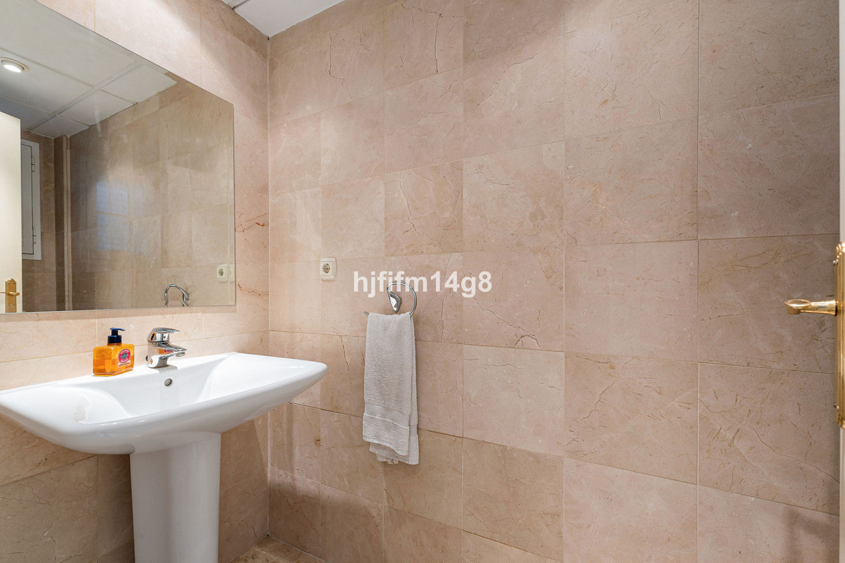 Se vende Adosada de 3 dormitorios en Costa Del Sol, Málaga, España