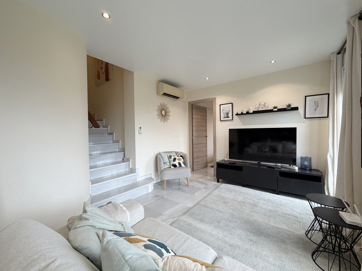 Se vende Apartamento Planta Baja de 3 dormitorios en Costa Del Sol, Málaga, España