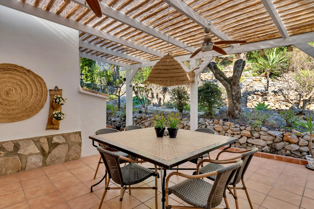 Se vende Villa - Chalet de 5 dormitorios en Costa Blanca, Alicante, España