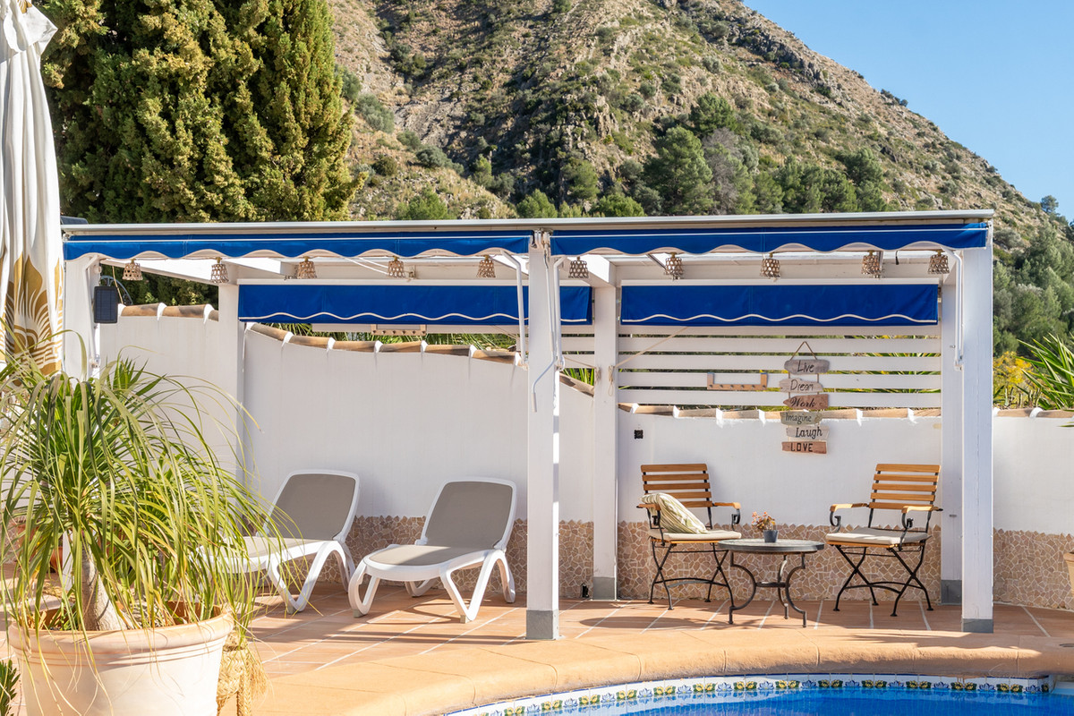 Se vende Villa - Chalet de 5 dormitorios en Costa Blanca, Alicante, España