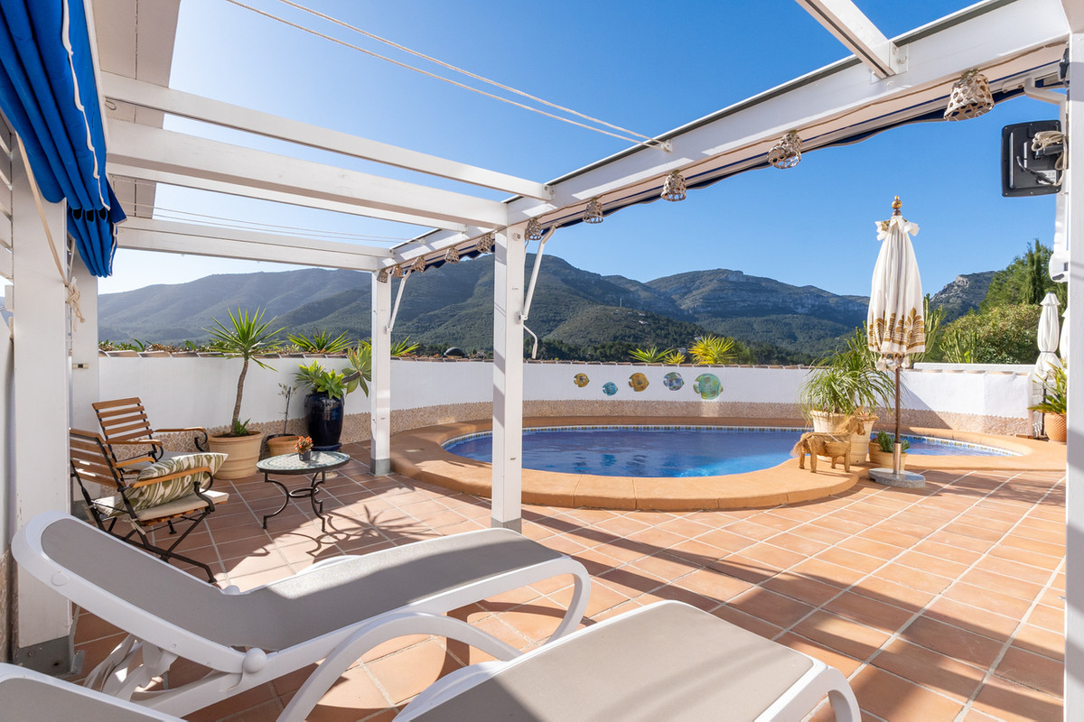 Se vende Villa - Chalet de 5 dormitorios en Costa Blanca, Alicante, España