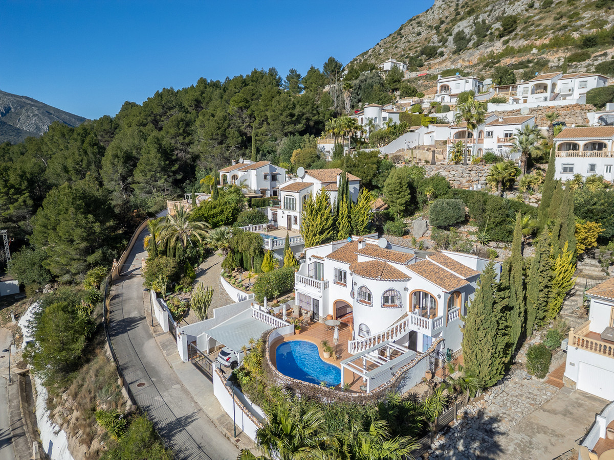 Se vende Villa - Chalet de 5 dormitorios en Costa Blanca, Alicante, España