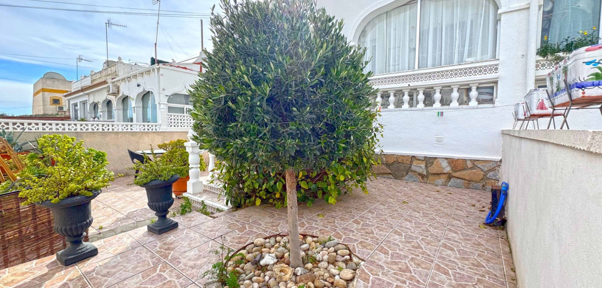 Se vende Pareada de 2 dormitorios en Costa Blanca, Alicante, España