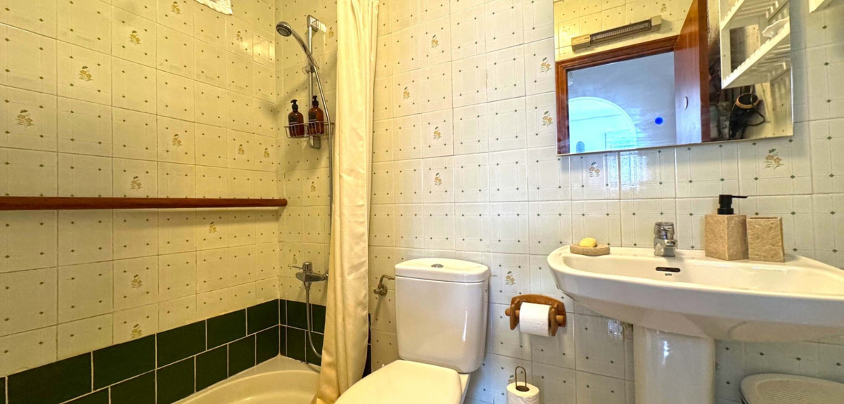 Se vende Pareada de 2 dormitorios en Costa Blanca, Alicante, España
