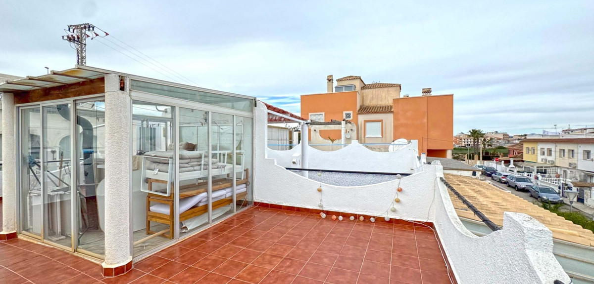 Se vende Pareada de 2 dormitorios en Costa Blanca, Alicante, España