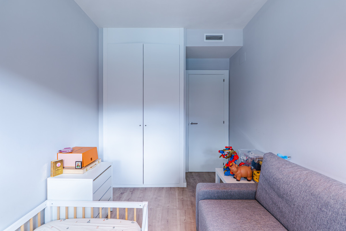 Se vende Apartamento Planta Media de 3 dormitorios en Costa Del Sol, Málaga, España