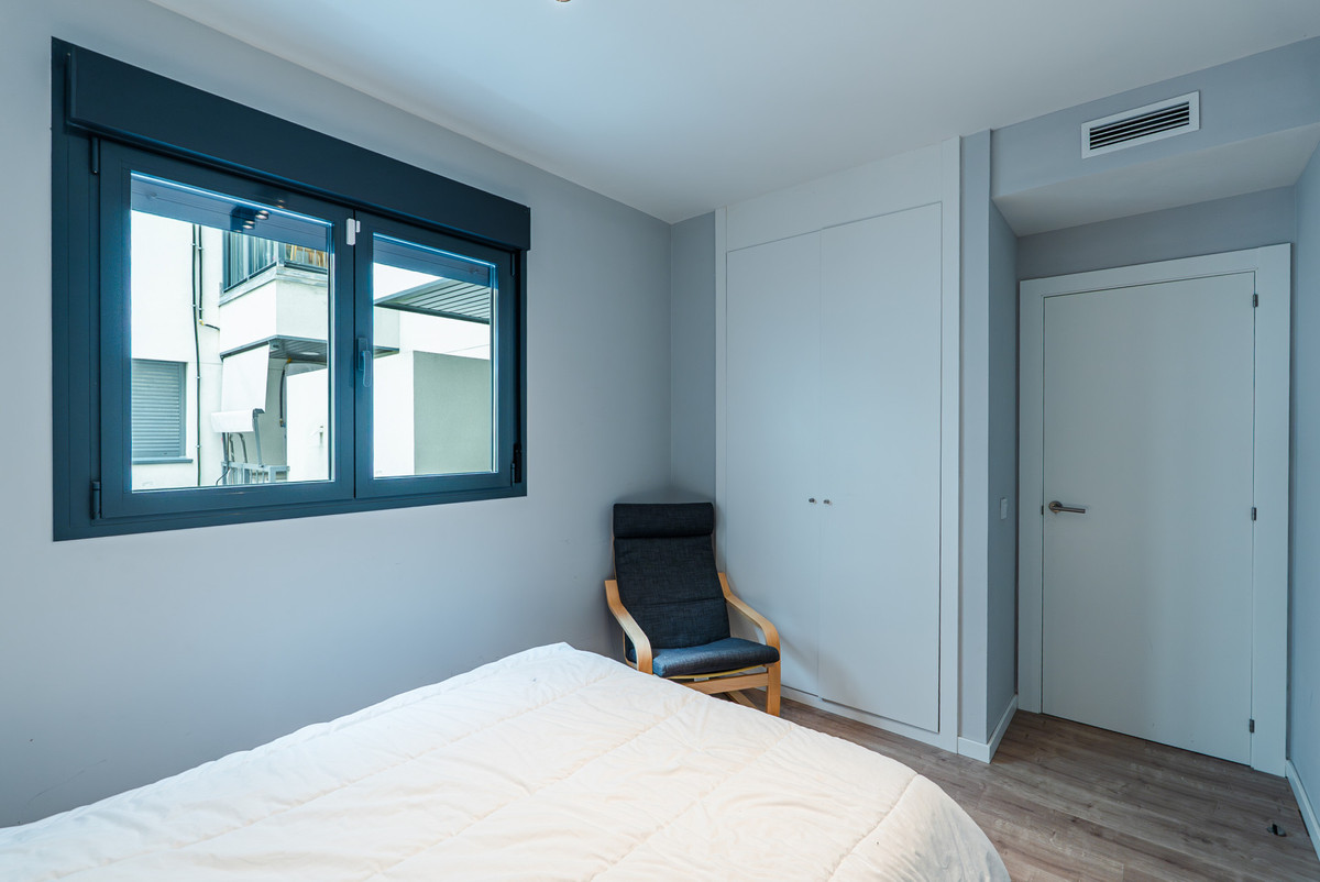 Se vende Apartamento Planta Media de 3 dormitorios en Costa Del Sol, Málaga, España