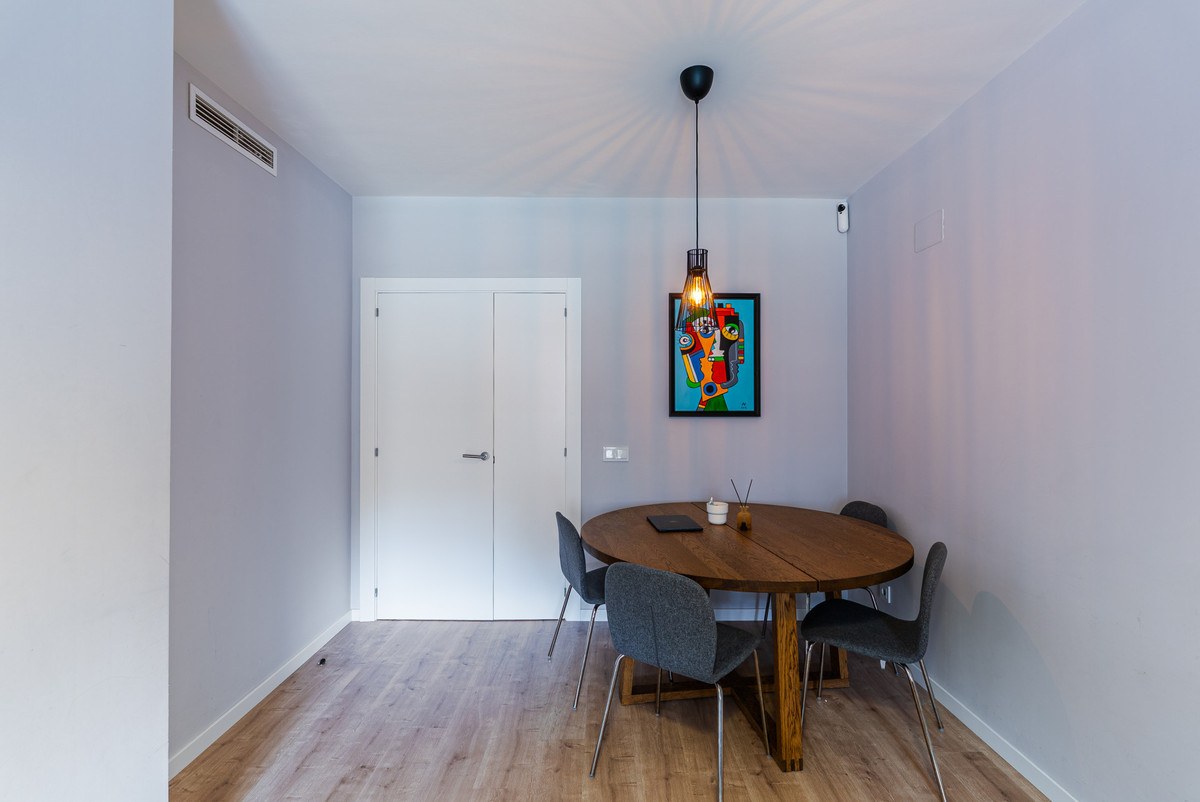 Se vende Apartamento Planta Media de 3 dormitorios en Costa Del Sol, Málaga, España