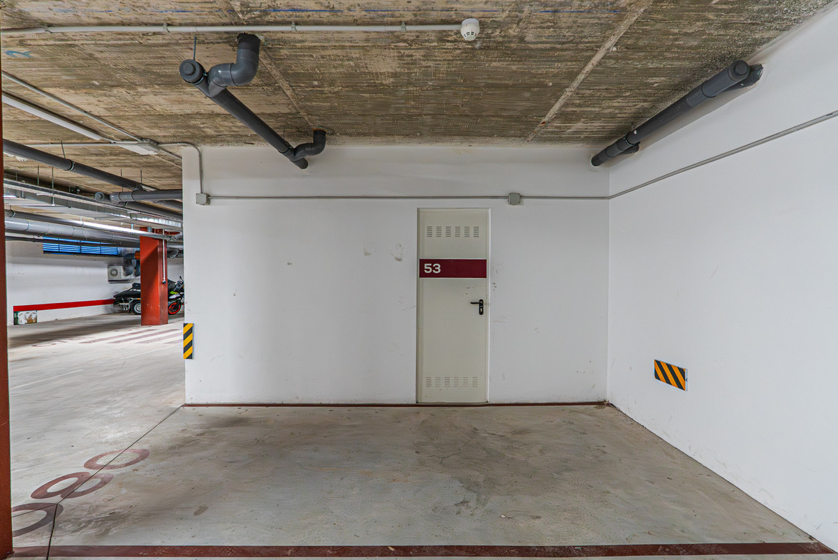Se vende Apartamento Planta Media de 3 dormitorios en Costa Del Sol, Málaga, España