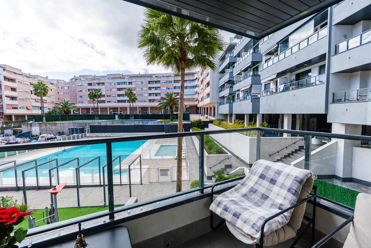 Se vende Apartamento Planta Media de 3 dormitorios en Costa Del Sol, Málaga, España