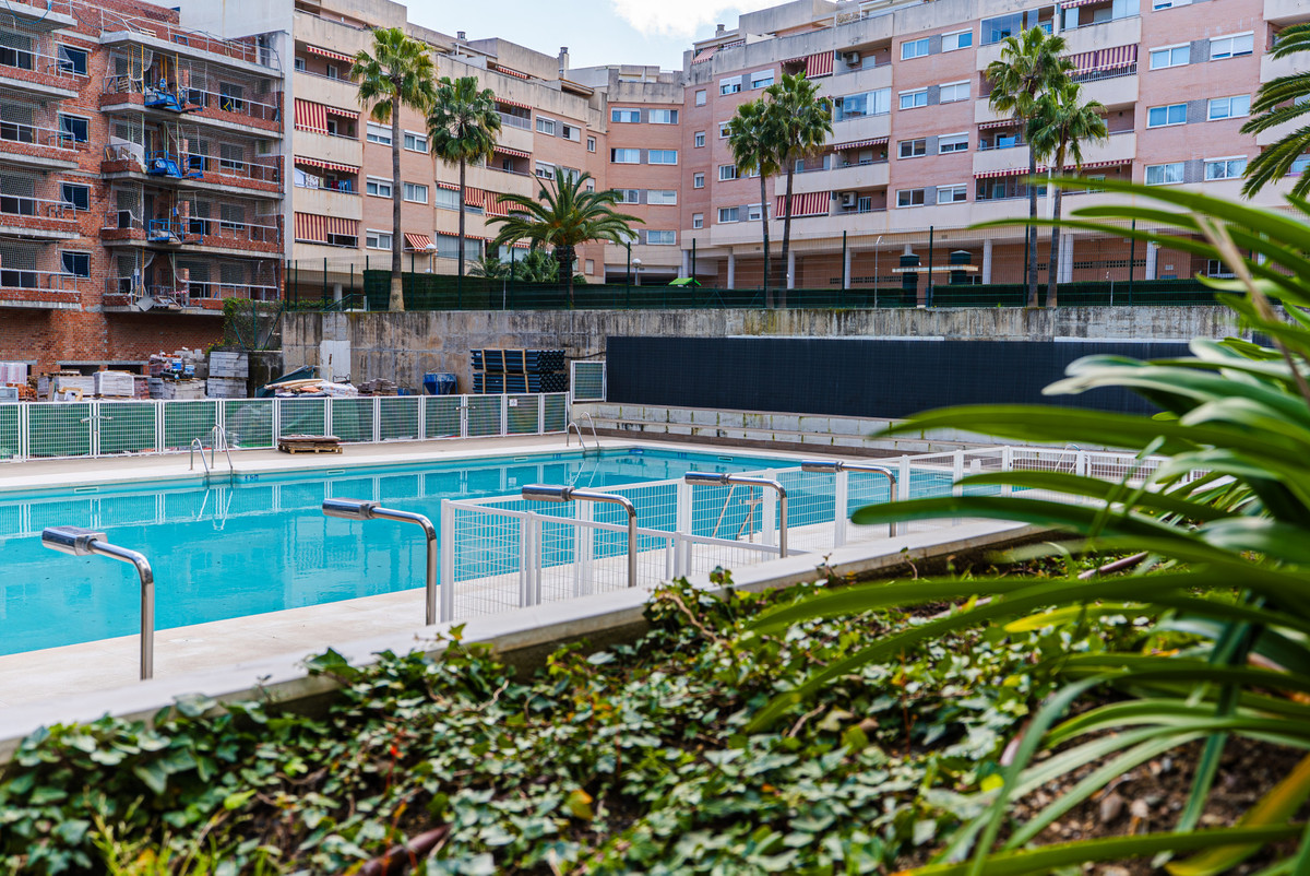 Se vende Apartamento Planta Media de 3 dormitorios en Costa Del Sol, Málaga, España