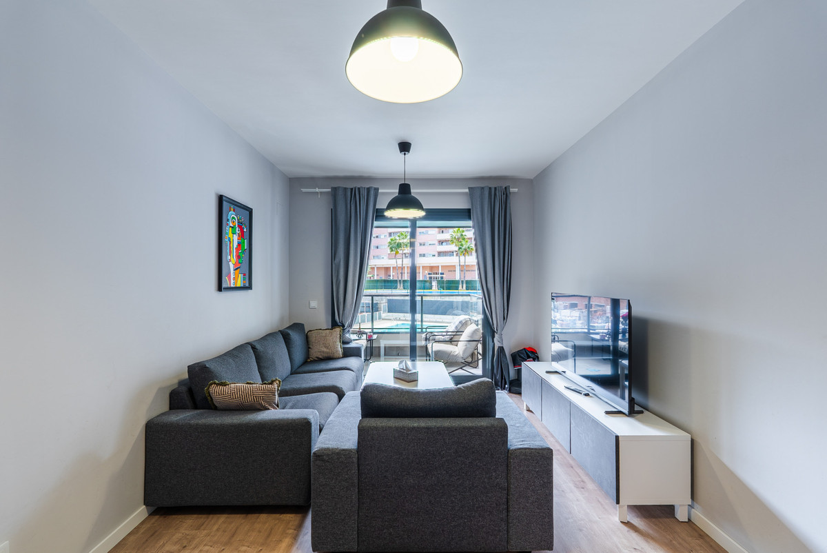 Se vende Apartamento Planta Media de 3 dormitorios en Costa Del Sol, Málaga, España