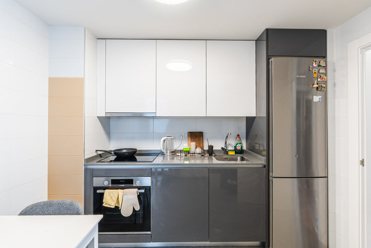 Se vende Apartamento Planta Media de 3 dormitorios en Costa Del Sol, Málaga, España